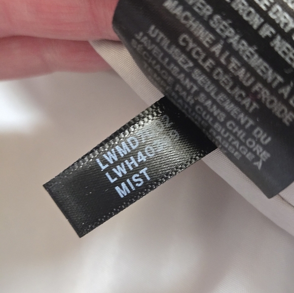 KARL LAGERFELD Muted Misty Silver Water Resistant Jacket With Hidden Hood. Large - Picture 14 of 16